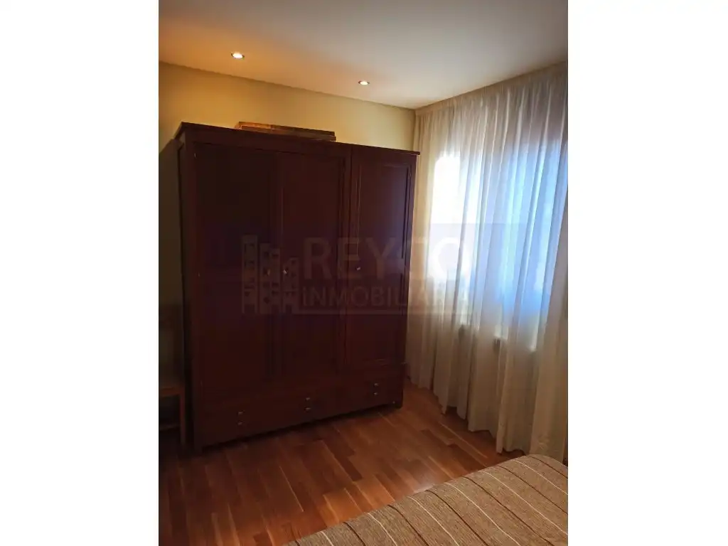 Dormitori de Casa o xalet en venda en Matute