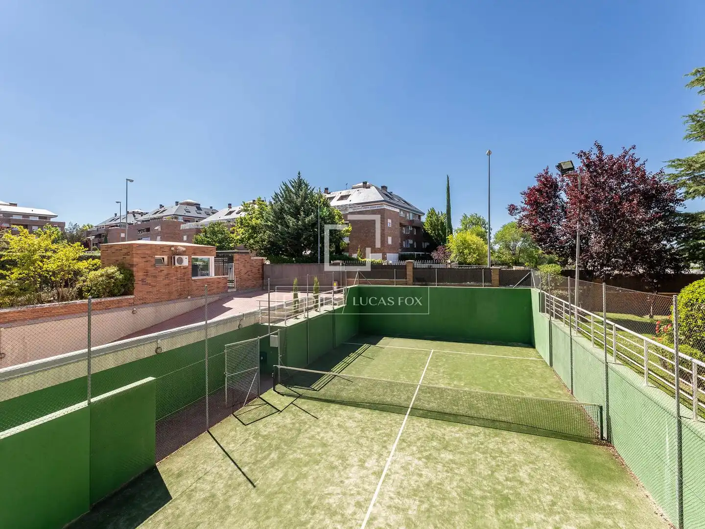 Exterior view of Flat for sale in Majadahonda  with Air Conditioner, Terrace and Swimming Pool