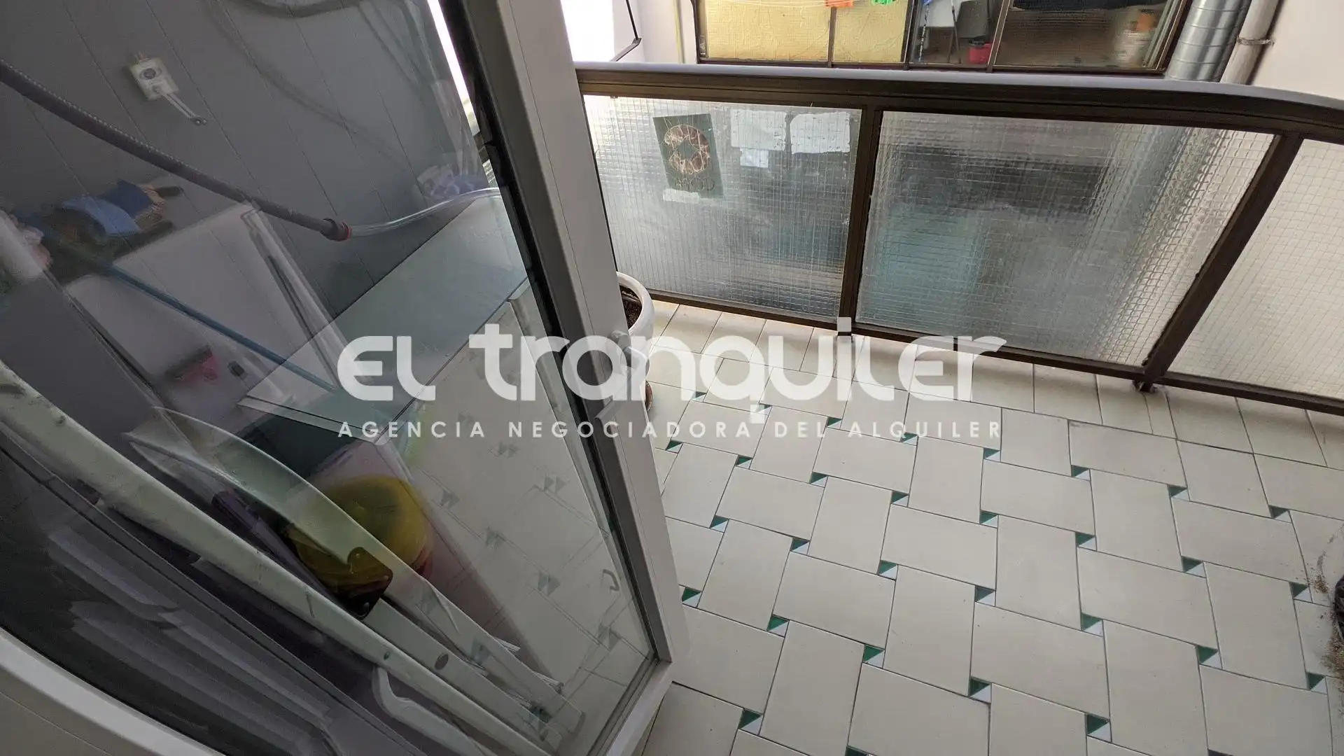Terrasse von Wohnung zum Verkauf in Madrid mit Klimaanlage, Parkett und Terrasse