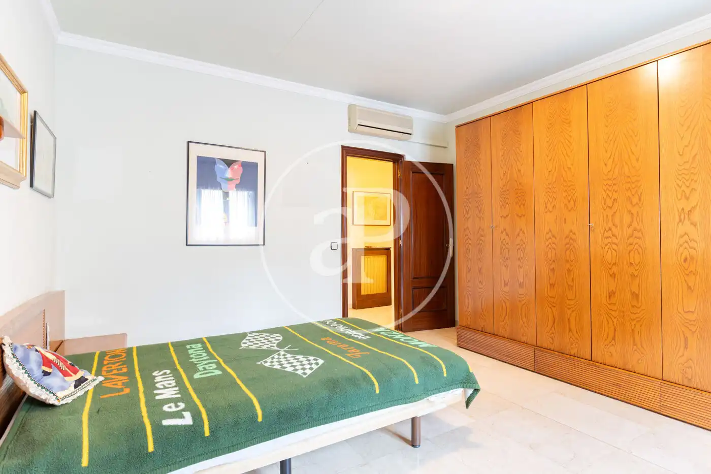 Dormitori de Casa adosada en venda en Sabadell amb Aire condicionat, Calefacció i Jardí privat