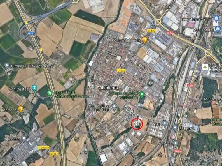 Terreno industrial en venta en Carrer de Raset 82