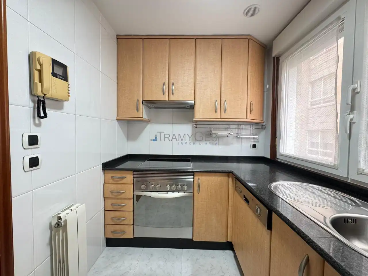 Kitchen of Flat for sale in Vigo   with Heating and Parquet flooring