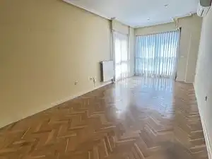 Living room of Flat for rent in Madrid  with Air Conditioner, Heating and Parquet flooring