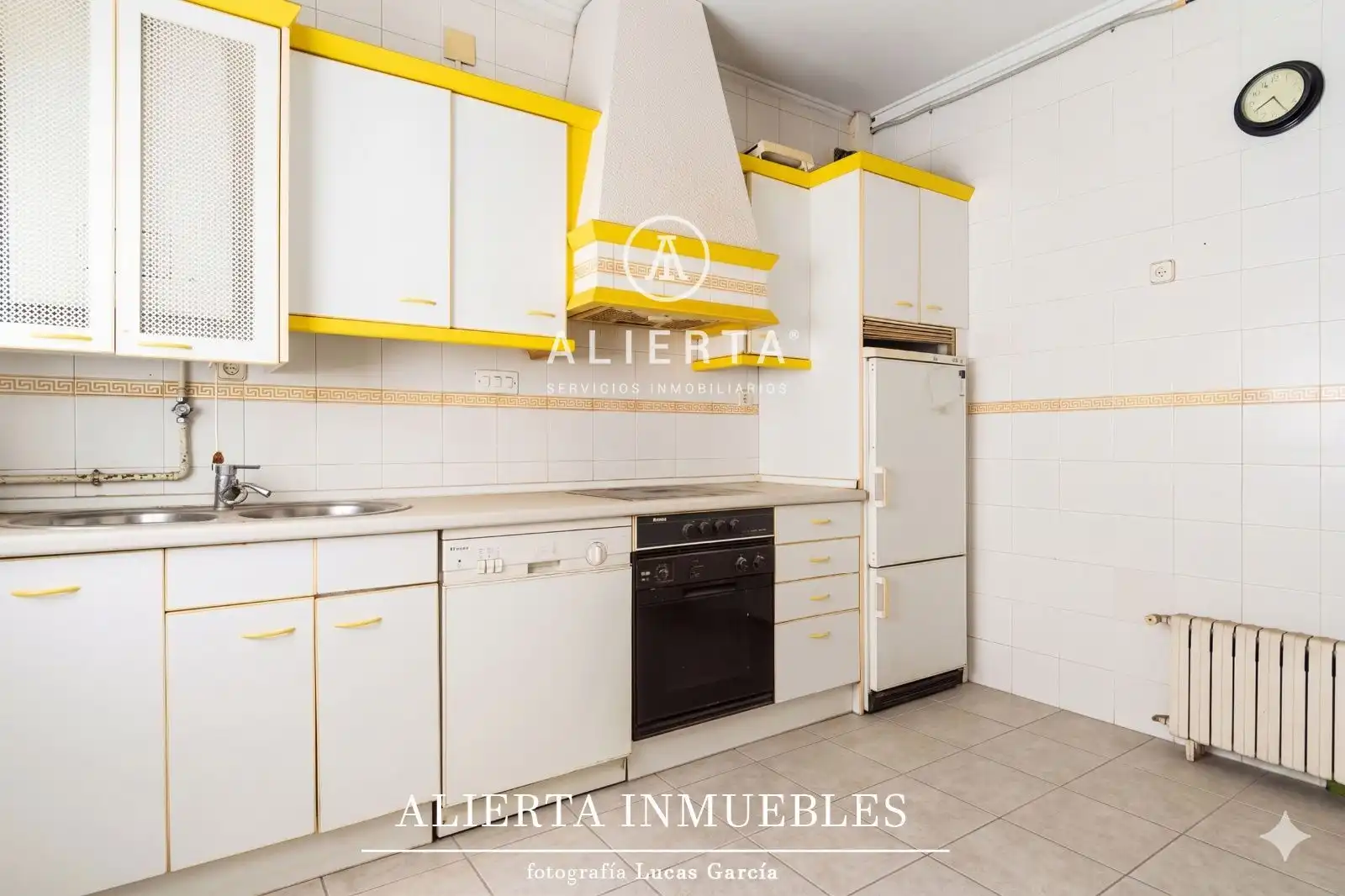 Cocina de Casa o chalet en venta en Zaragoza con Calefacción y Terraza