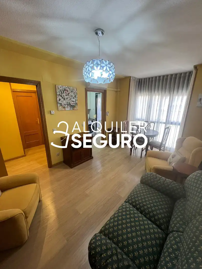 Habitación de Piso de alquiler en Madrid con Aire acondicionado, Calefacción y Trastero