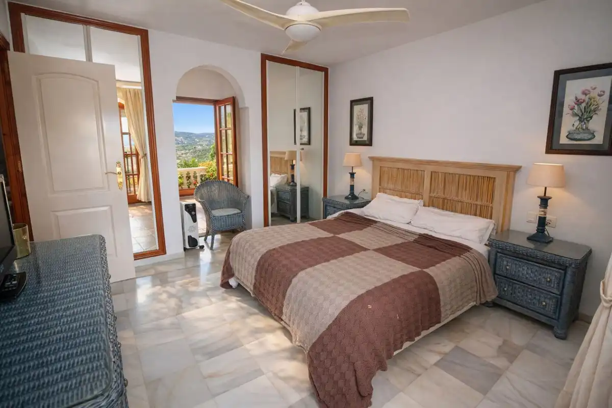 Habitación de Casa adosada en venta en Mijas con Calefacción, Terraza y Piscina
