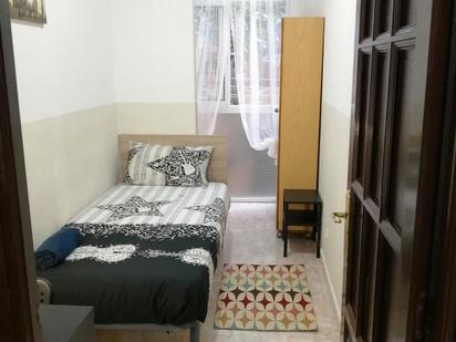 Bedroom of Flat to share in  Barcelona Capital  with Furnished and Washing machine