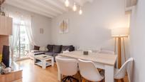 Living room of Flat for sale in  Barcelona Capital  with Parquet flooring, Furnished and Balcony