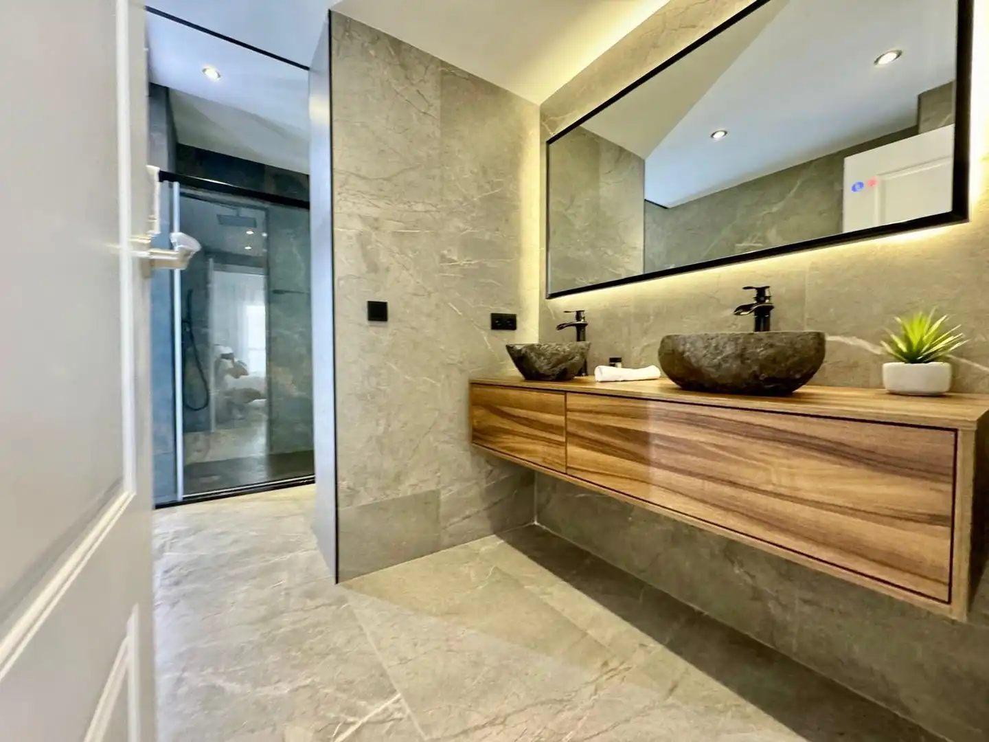 Badezimmer von Wohnung zum Verkauf in Málaga mit Klimaanlage und Terrasse