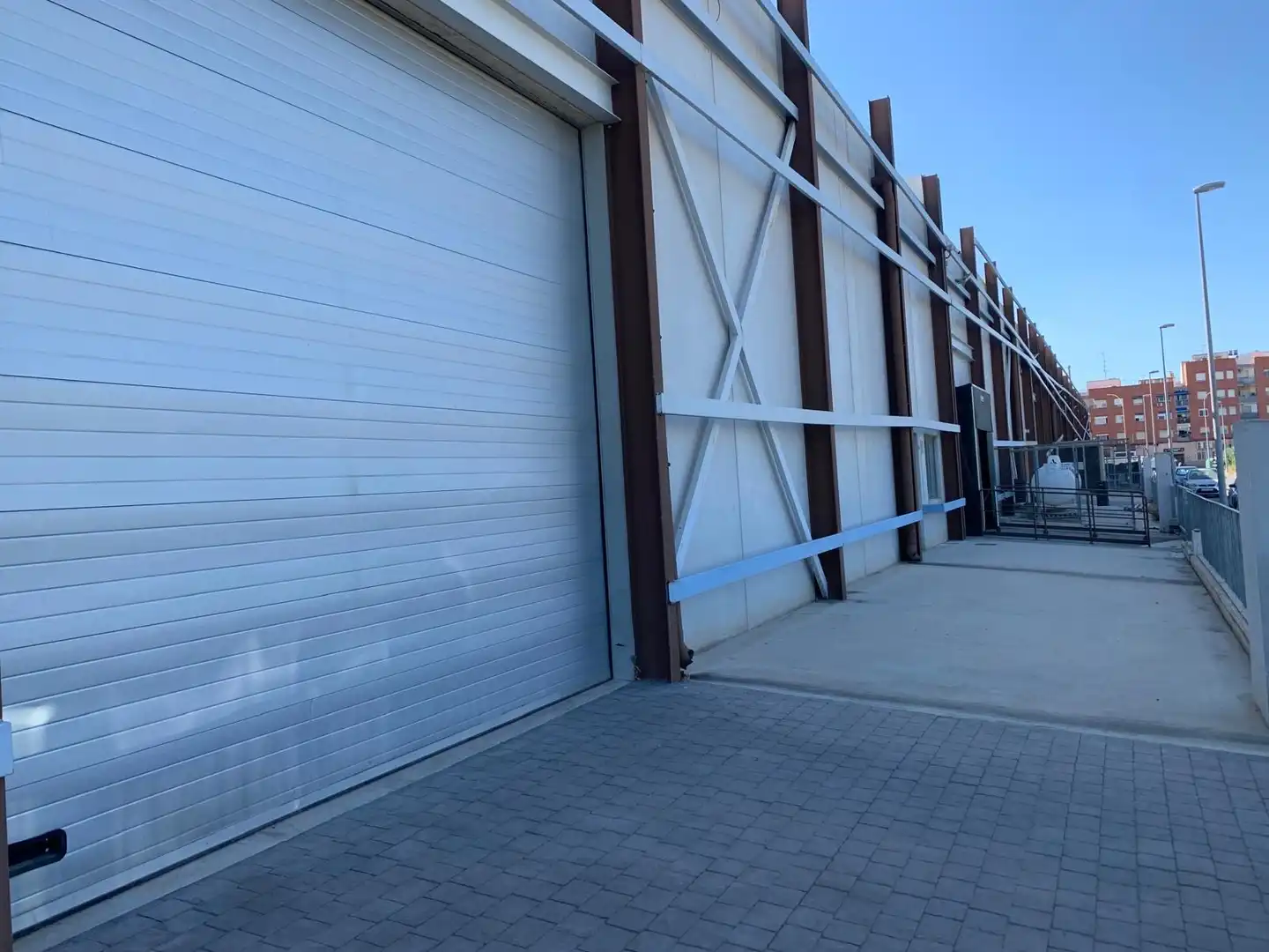 Außenansicht von Fabrikhallen zur Miete in Murcia