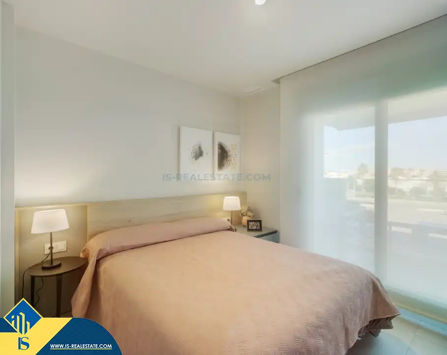 Habitación de Apartamento en venta en Pilar de la Horadada con Terraza, Amueblado y Piscina comunitaria