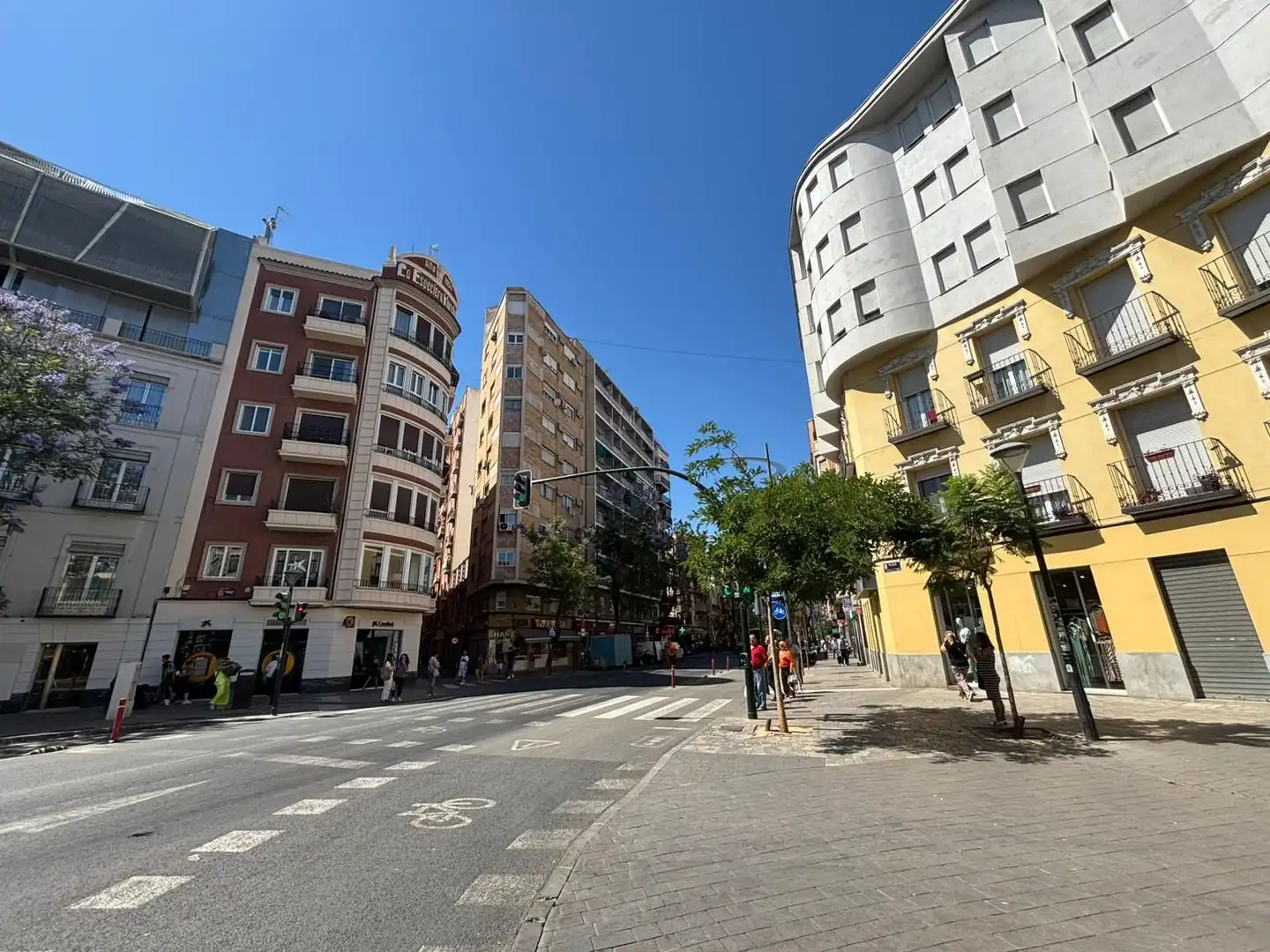 Vista exterior de Local de alquiler en Murcia con Aire acondicionado