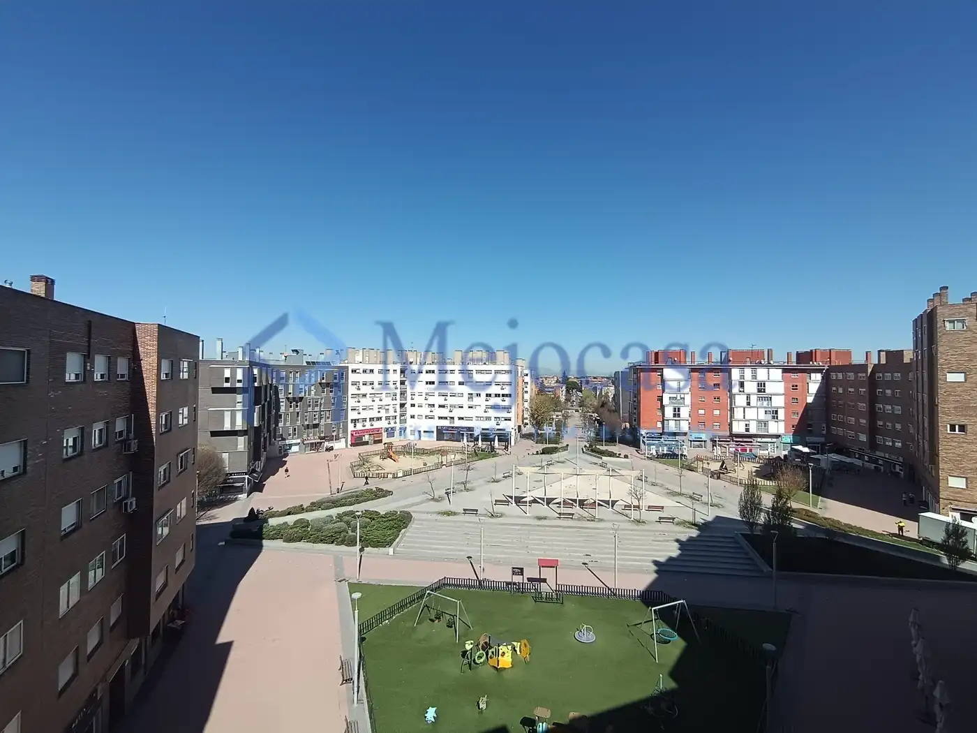 Terraza de Piso en venta en Coslada con Aire acondicionado, Calefacción y Trastero