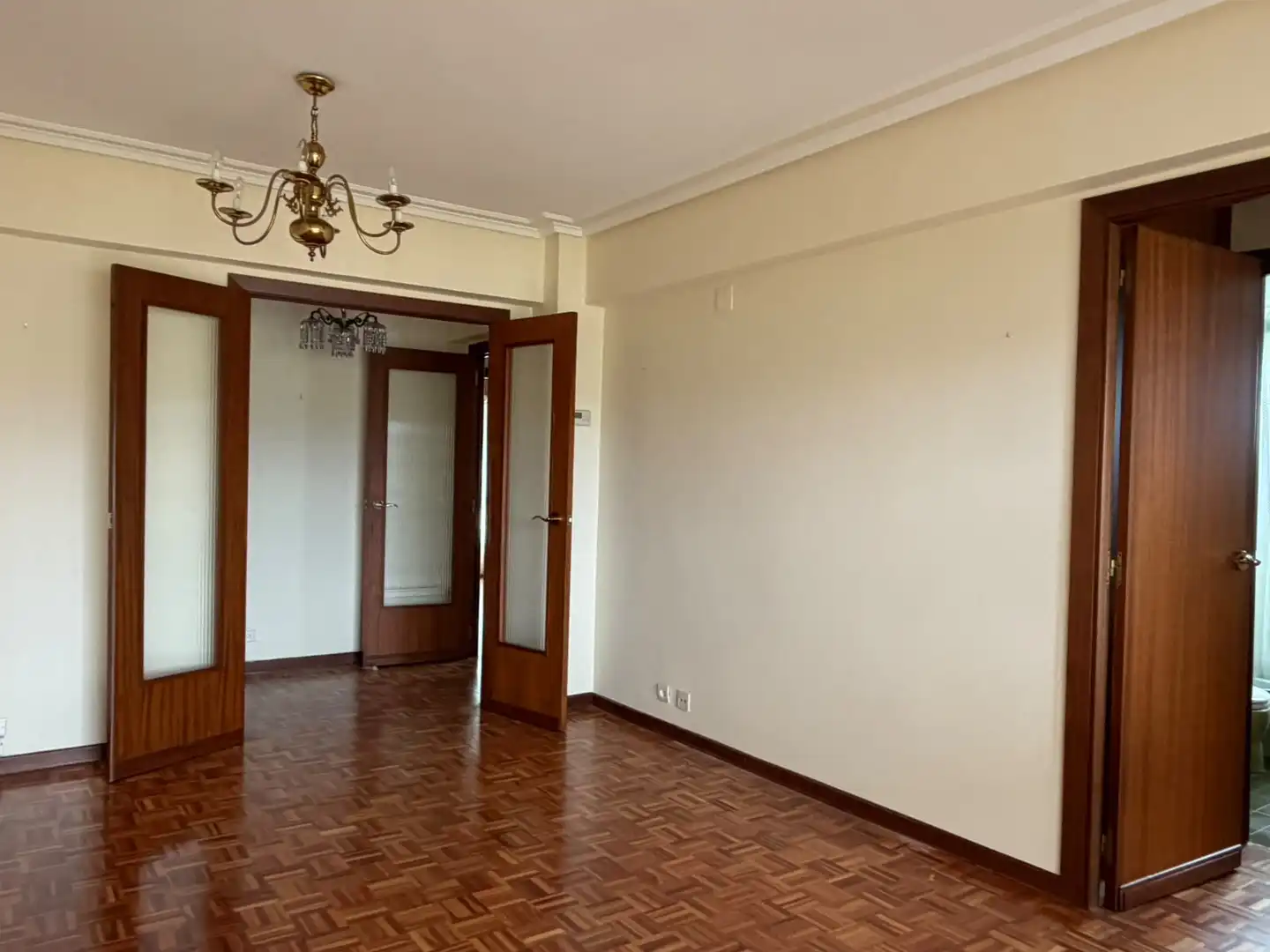 Sala d'estar de Pis en venda en Sopela amb Calefacció, Jardí privat i Terrassa