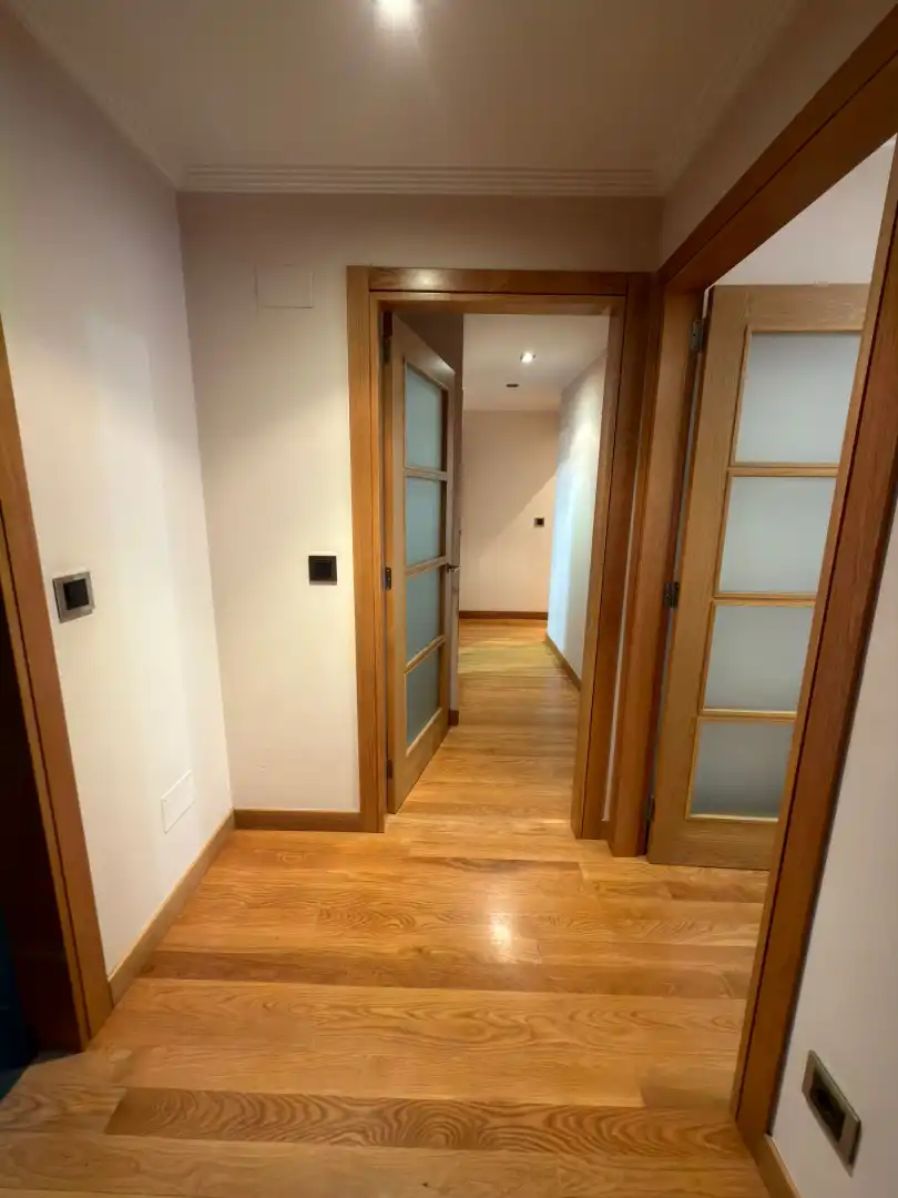 Pis en venda en Pontevedra Capital  amb Calefacció, Parquet i Traster
