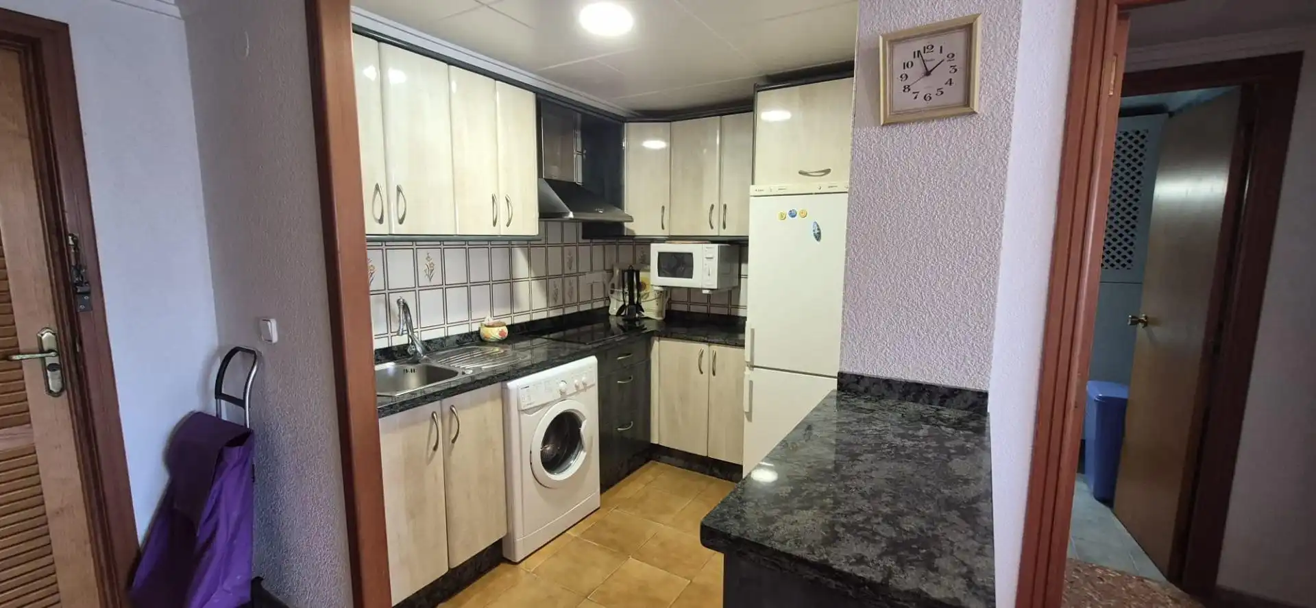 Kitchen of Flat for rent in Cullera  with Air Conditioner, Terrace and Furnished
