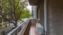 Exterior view of Flat for sale in  Barcelona Capital  with Air Conditioner, Heating and Terrace