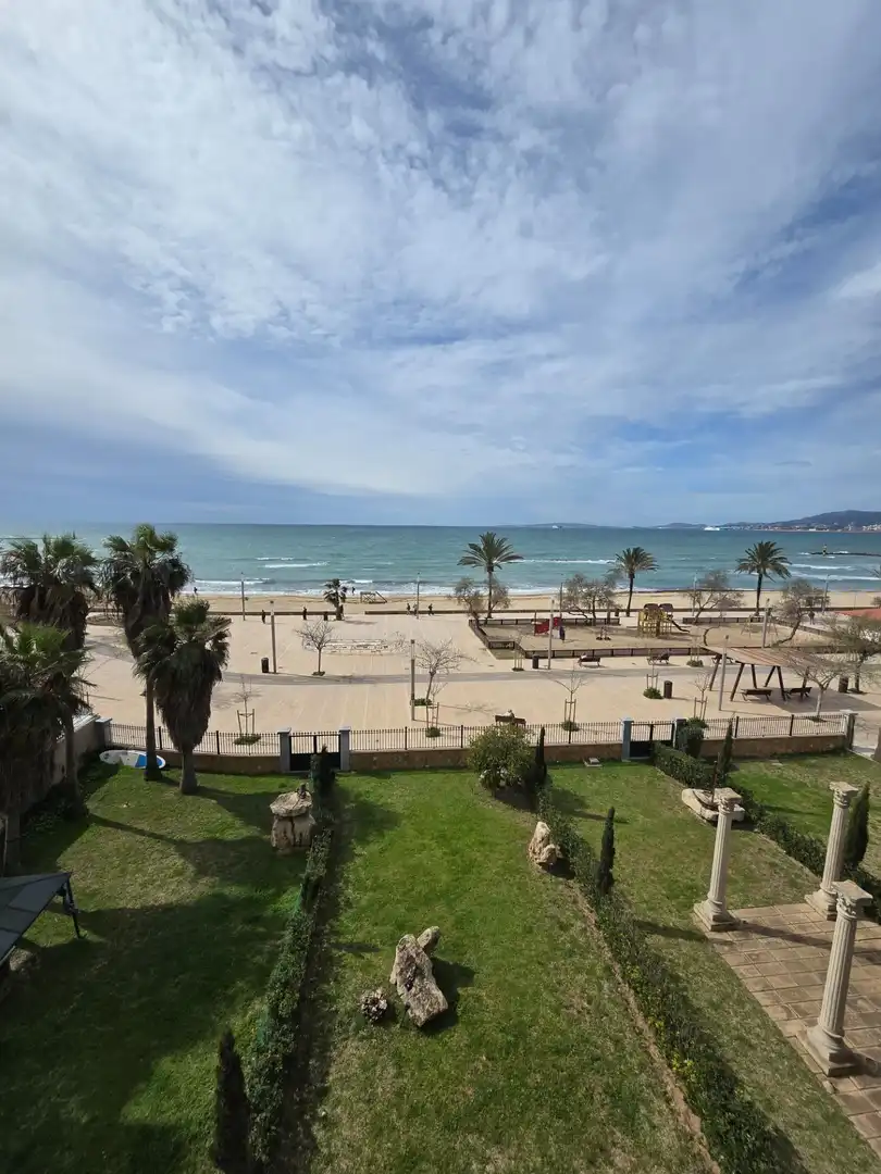 Vista exterior de Pis de lloguer en  Palma de Mallorca amb Calefacció, Parquet i Terrassa