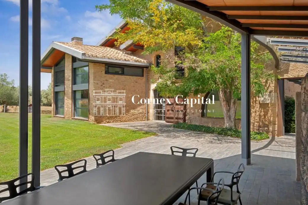Vista exterior de Casa o xalet en venda en Forallac amb Aire condicionat, Calefacció i Jardí privat
