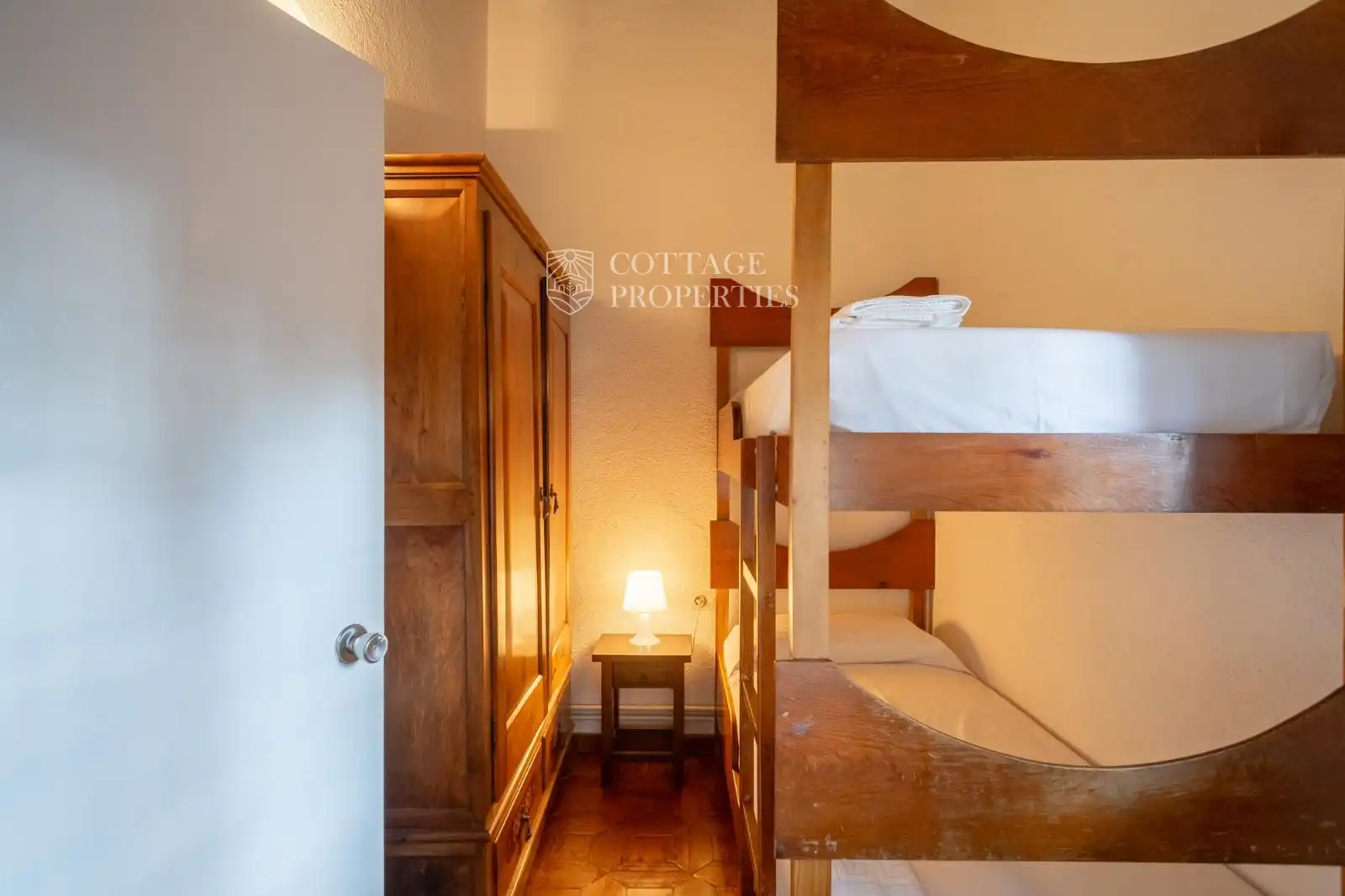 Bedroom of Country homes for sale in Capmany