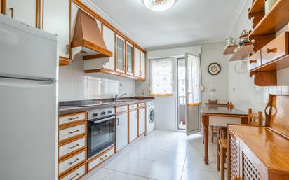 Kitchen of Flat for sale in Gijón   with Heating, Parquet flooring and Terrace