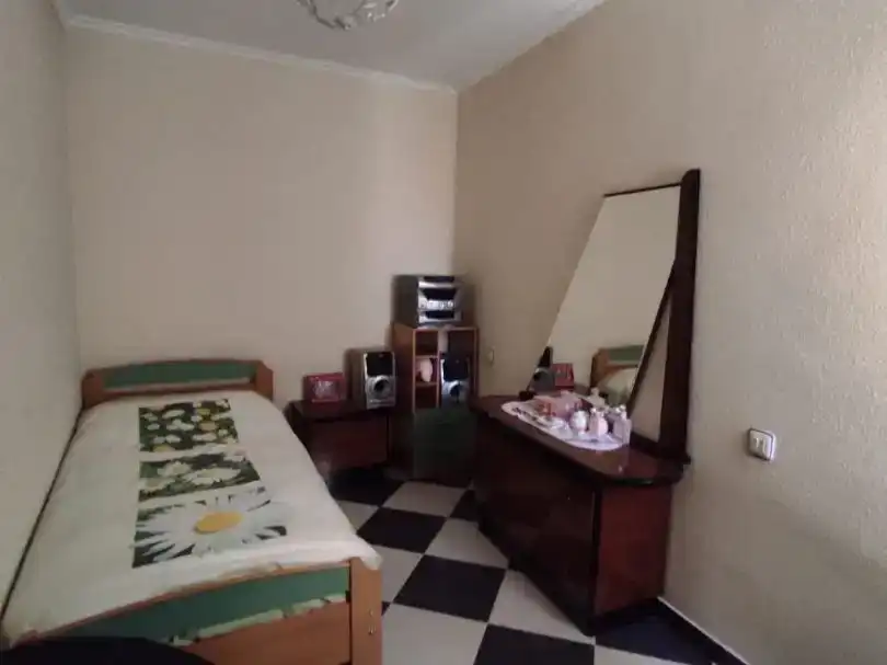 Habitación de Piso en venta en Moriles con Aire acondicionado, Trastero y Amueblado