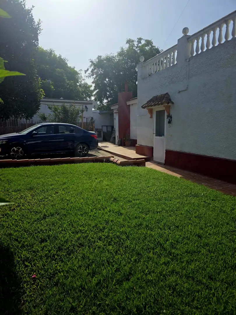 Chalet con piscina en venta en Las Lagunas - Campano, imagen 5