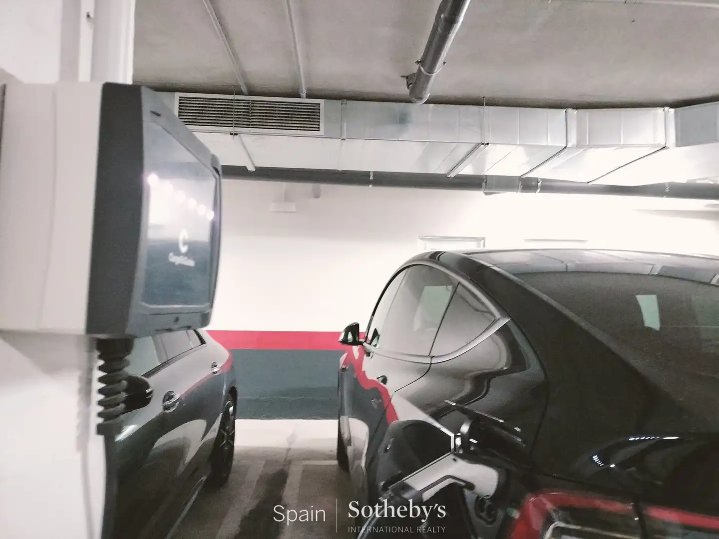 Parking de Apartamento en venta en Las Rozas de Madrid con Aire acondicionado, Calefacción y Jardín privado