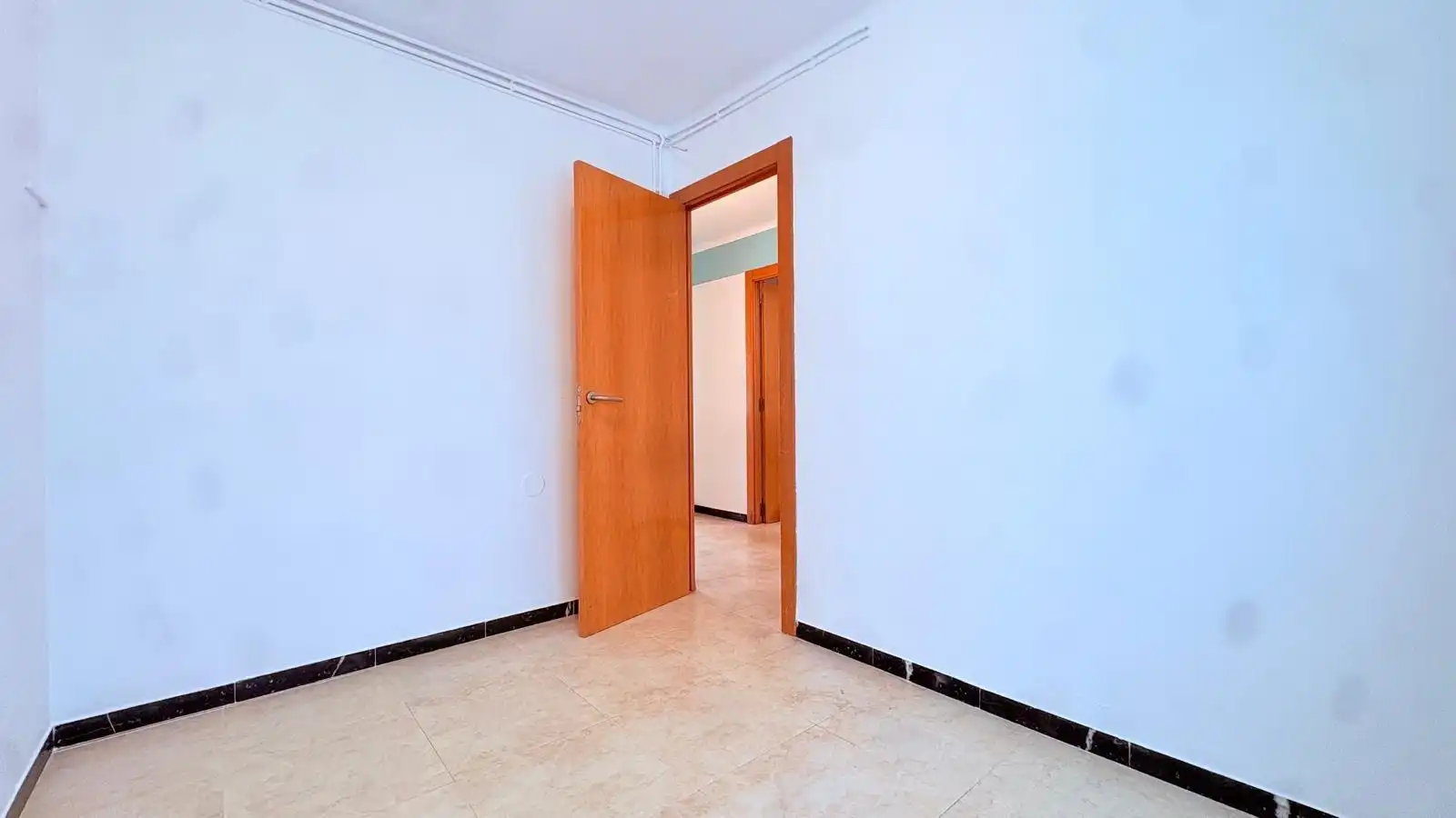 Piso en venta en Castellar del Vallès con Calefacción y Terraza