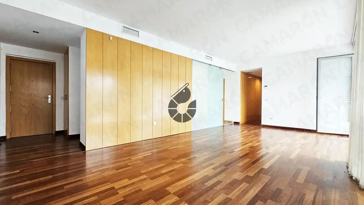Habitación de Piso en venta en Mairena del Aljarafe con Aire acondicionado, Trastero y Piscina comunitaria