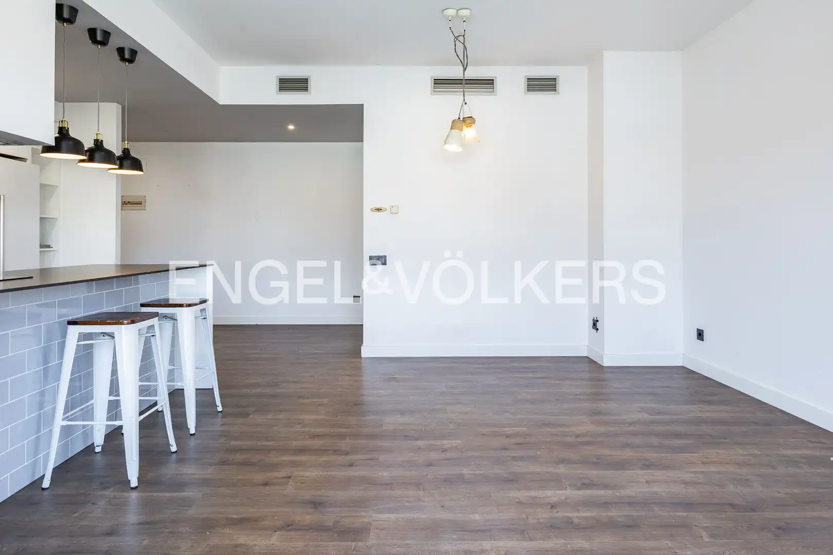 Comedor de Dúplex en venta en Montgat con Aire acondicionado, Calefacción y Jardín privado