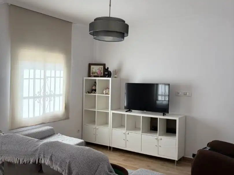 Dormitori de Casa o xalet en venda en Carmona amb Aire condicionat, Jardí privat i Terrassa
