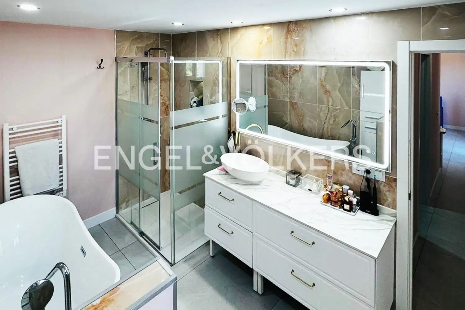 Baño de Casa o chalet en venta en Torrent con Aire acondicionado, Calefacción y Jardín privado