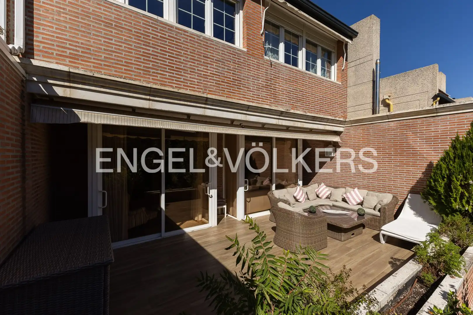 Terrace of Detached homes for sale in Valdepastores - Las Encinas