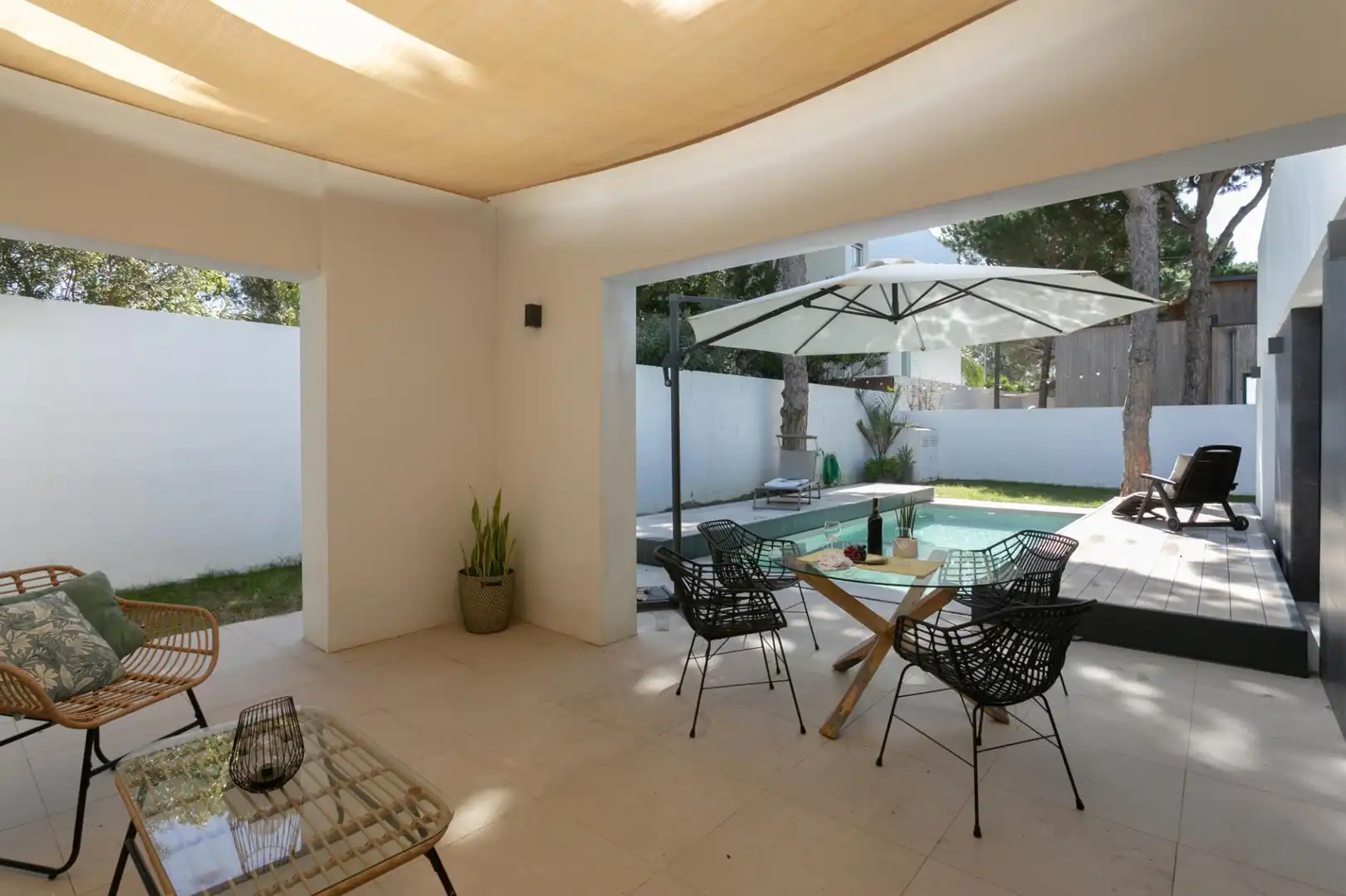 Terrassa de Casa o xalet en venda en Chiclana de la Frontera amb Jardí privat, Terrassa i Piscina