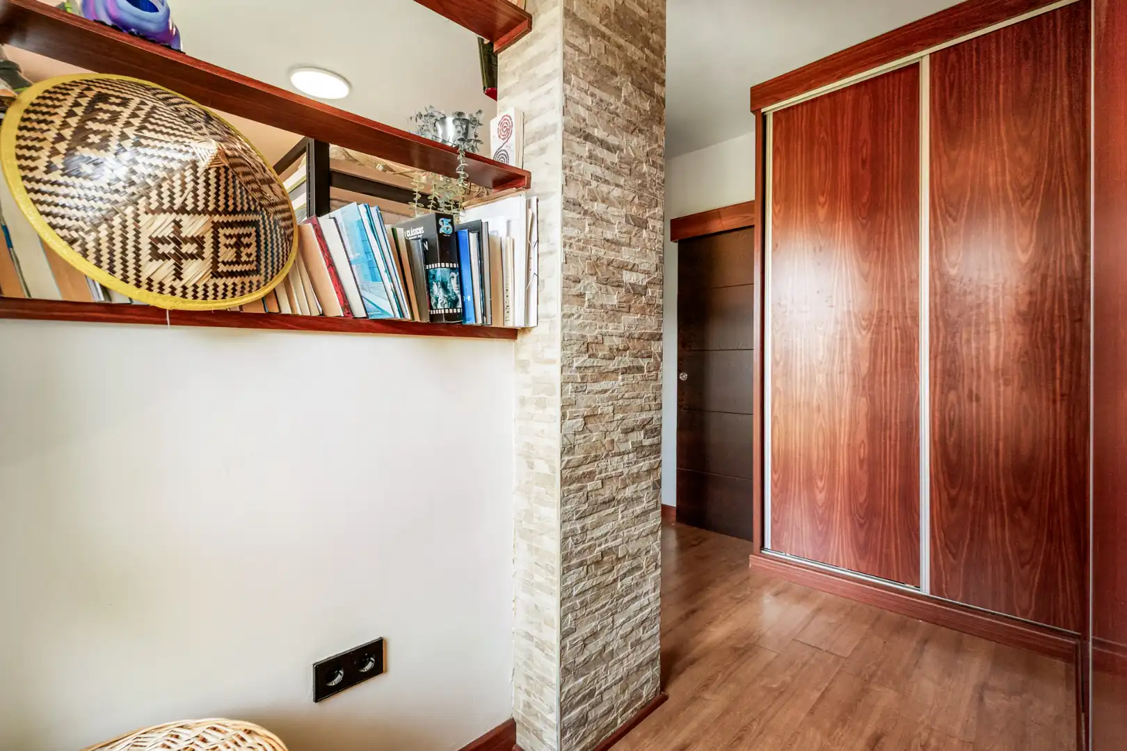 Wohnung zum Verkauf in Castelldefels mit Klimaanlage, Heizung und Terrasse