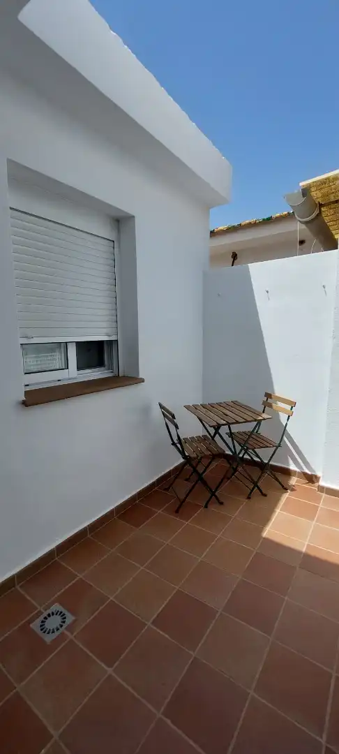Apartment zur Miete in Calle Montuas