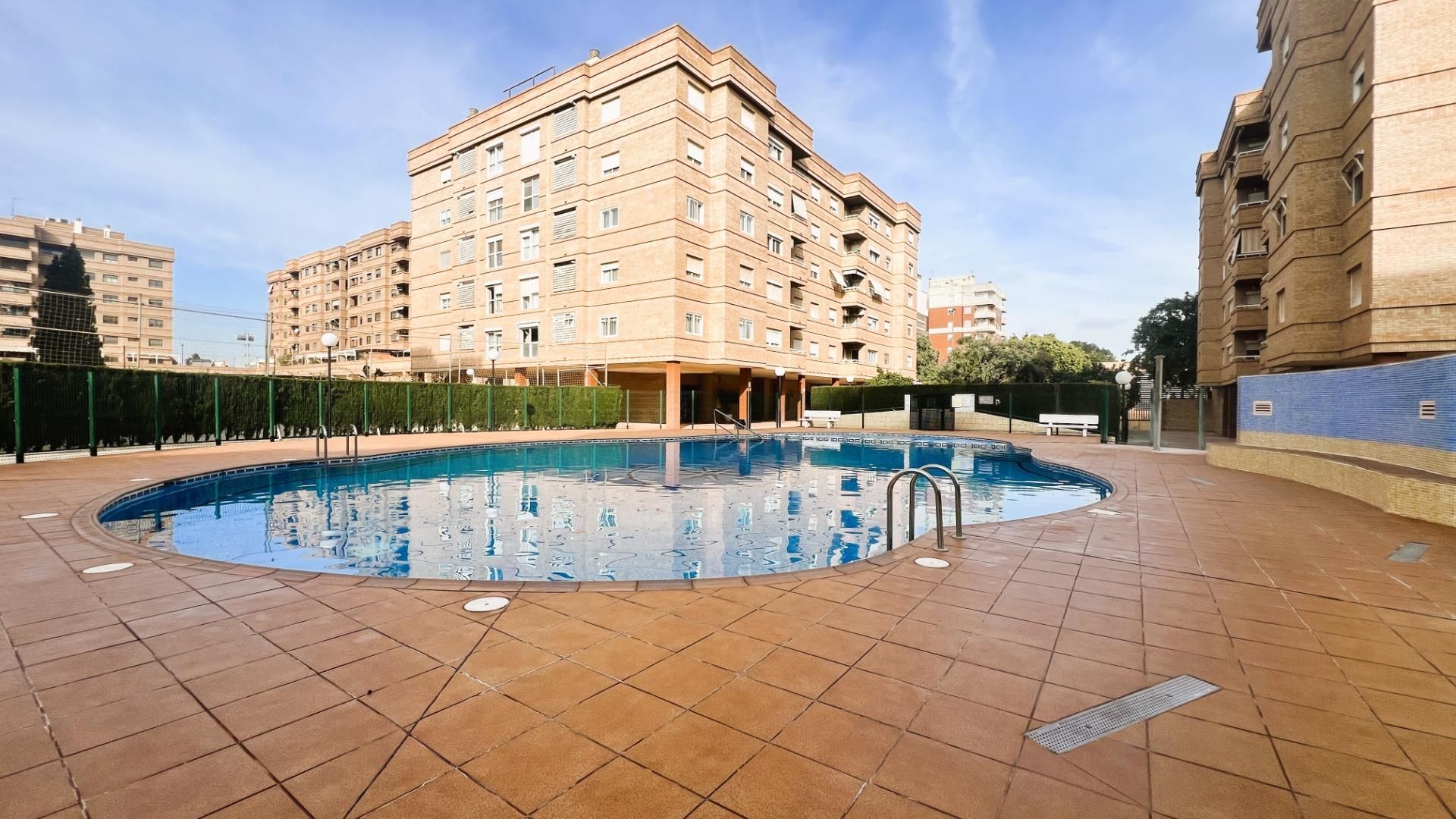 Swimming pool of Flat for sale in Castellón de la Plana / Castelló de la Plana  with Air Conditioner, Heating and Private garden