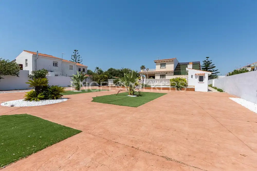 Vista exterior de Casa o chalet en venta en Vinaròs con Calefacción, Jardín privado y Terraza