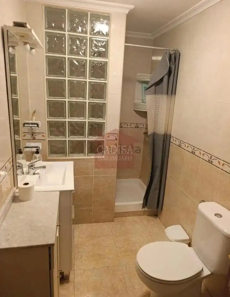 Flat with balcony to rent in San Bernardo - Carmelitas - Campus, imagen 16