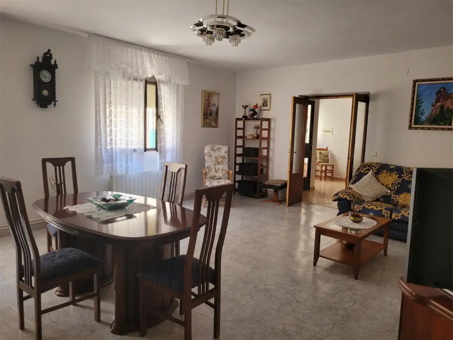 Sala d'estar de Casa adosada en venda en Gascueña