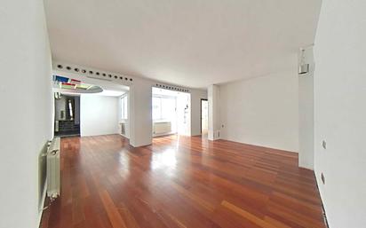 Living room of Flat for sale in  Zaragoza Capital  with Balcony