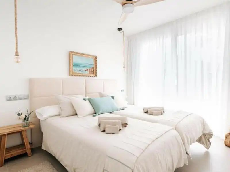 Dormitori de Casa o xalet de lloguer en Marbella amb Aire condicionat, Calefacció i Jardí privat