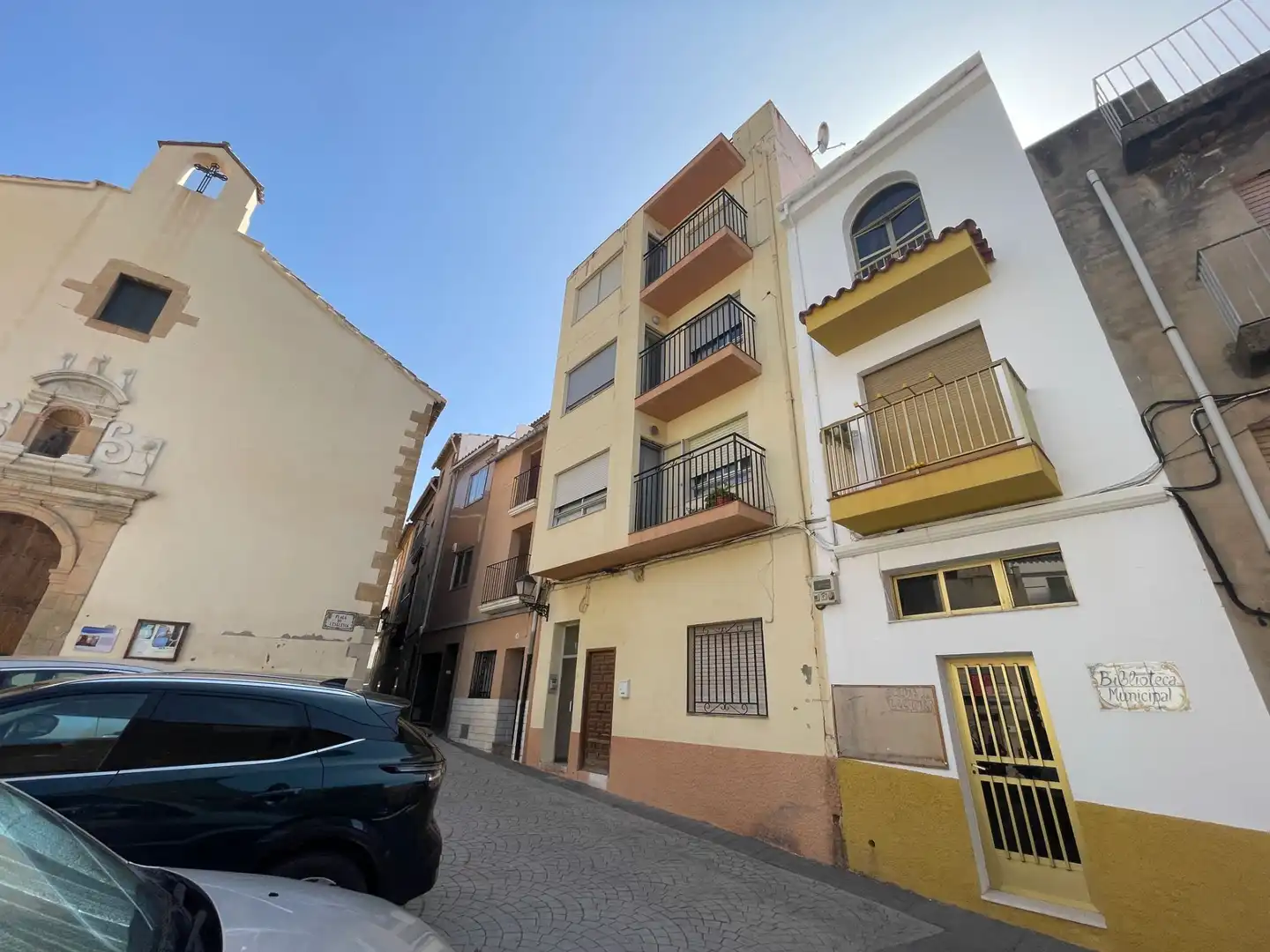 Exterior view of Flat for sale in Figueroles  with Furnished and Balcony