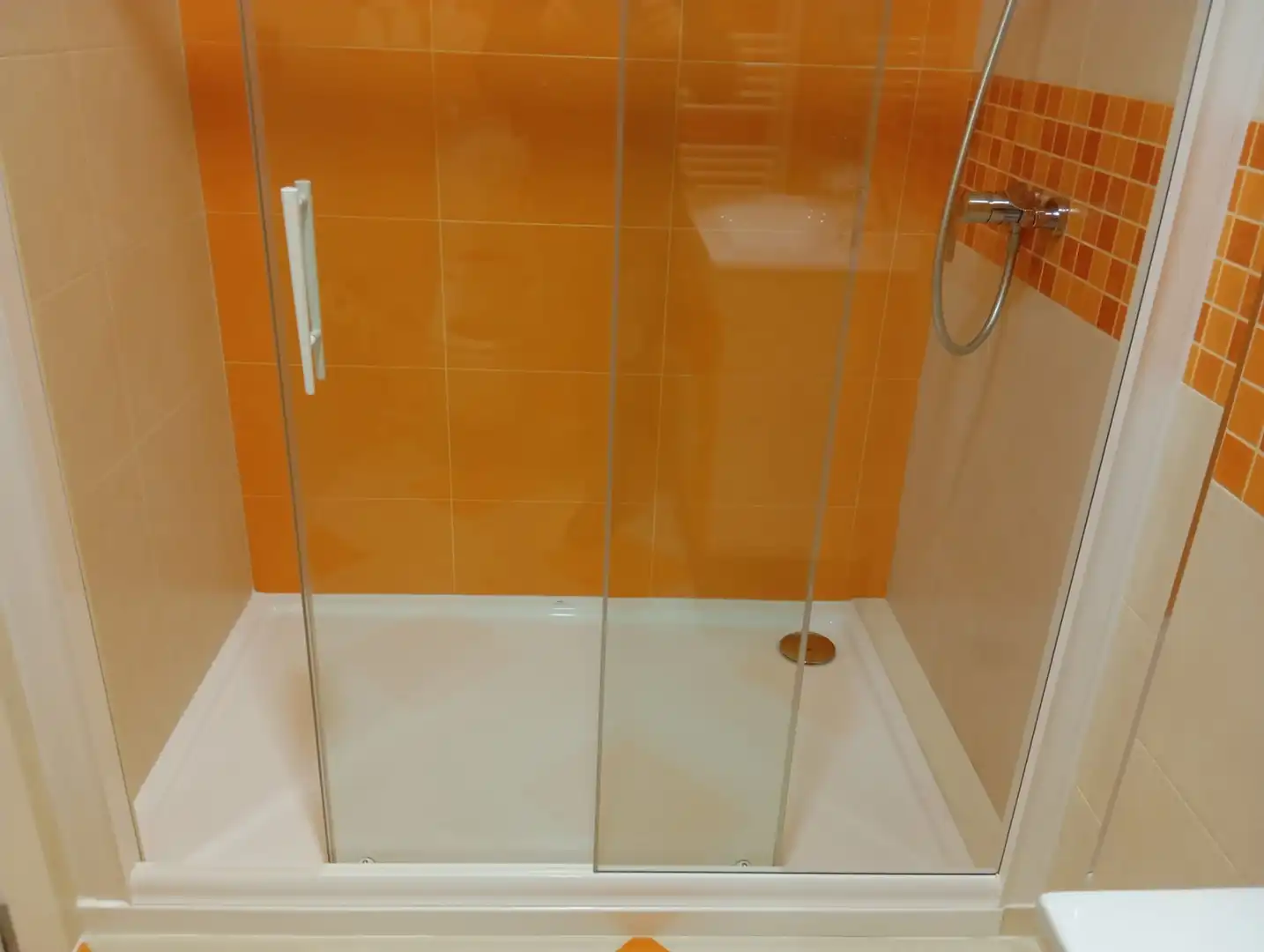 Baño de Casa o chalet de alquiler en Carballo con Amueblado, Horno y Se aceptan mascotas