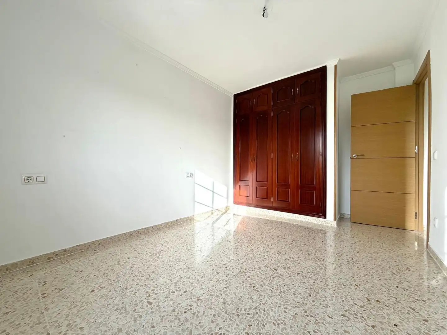 Flat for rent in Puertas del sur - Guadabajaque