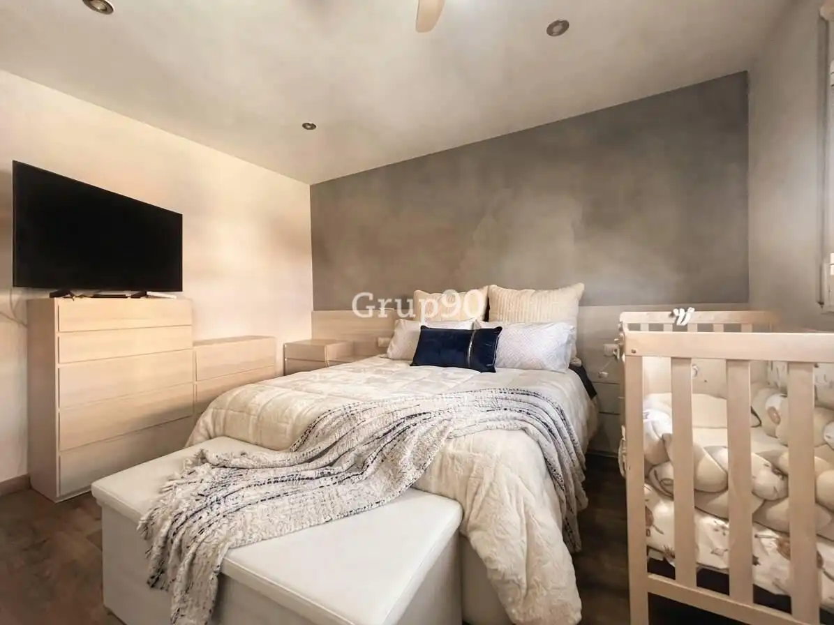 Habitación de Casa adosada en venta en Puigverd de Lleida con Aire acondicionado, Calefacción y Parquet