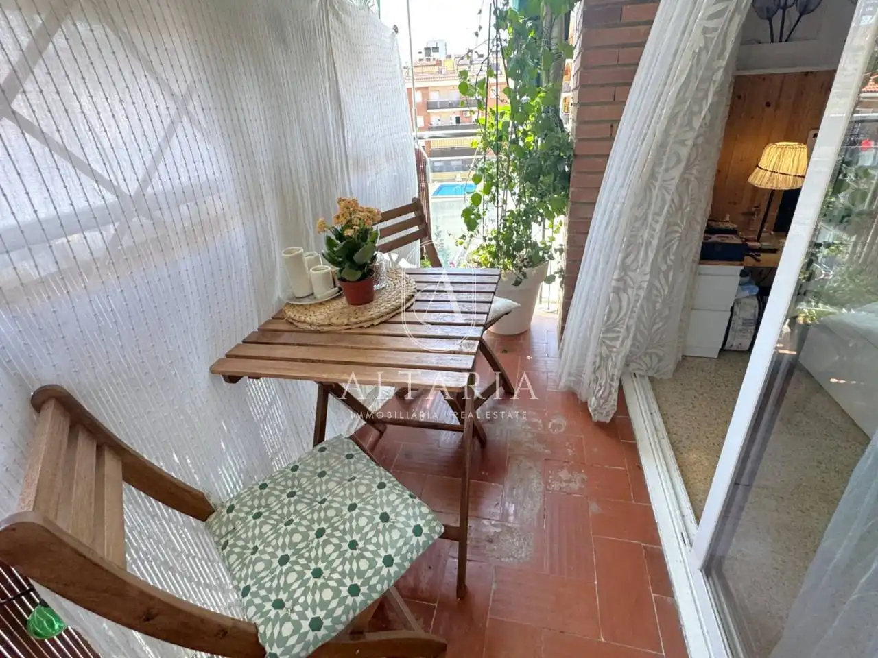 Terraza de Apartamento en venta en Pineda de Mar con Aire acondicionado, Balcón y Alarma