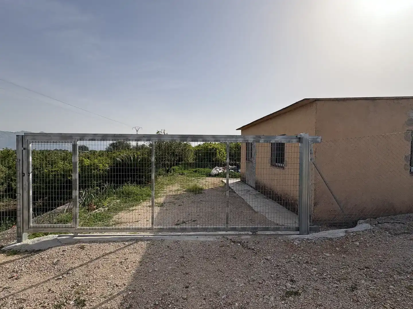 Finca rústica en venda en Orba amb Jardí privat, Traster i Moblat