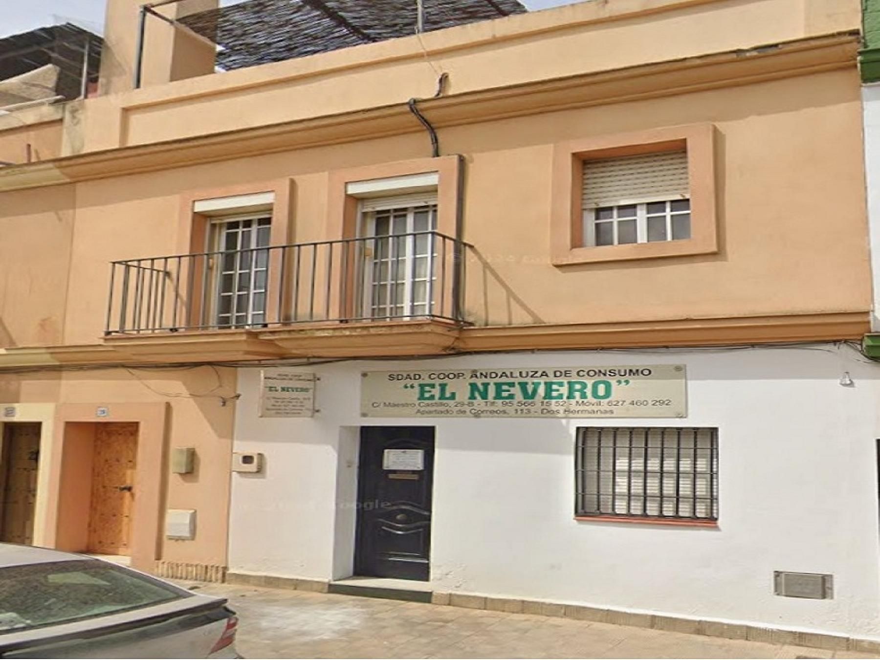 Vista exterior de Piso en venta en Dos Hermanas